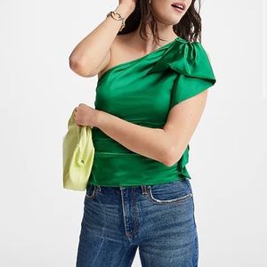 Green one shoulder top